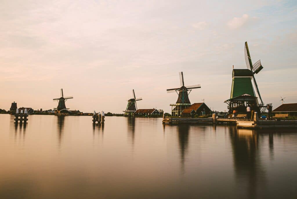 Zaanse Schans: conocemos este encantador pueblo de Países Bajos conocido por sus molinos de viento 4 zaanse schans