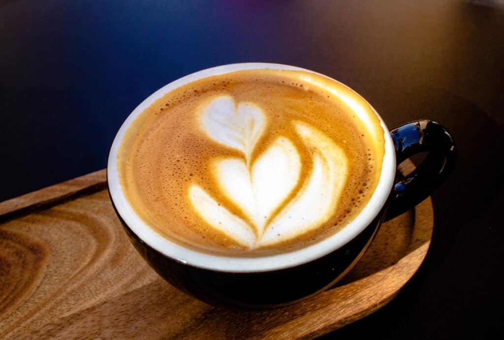 Veneno Rosalía Huelva: te contamos todo sobre esta cafetería de cafés especialidad que se encuentra en "Rosalía la Ratona" (2024) 4 veneno rosalia huelva