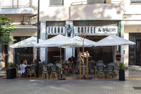 Zebra Coffee and Bakery: desayunos variados en la Plaza de las Monjas de Huelva (2024) 34 zebra coffeee