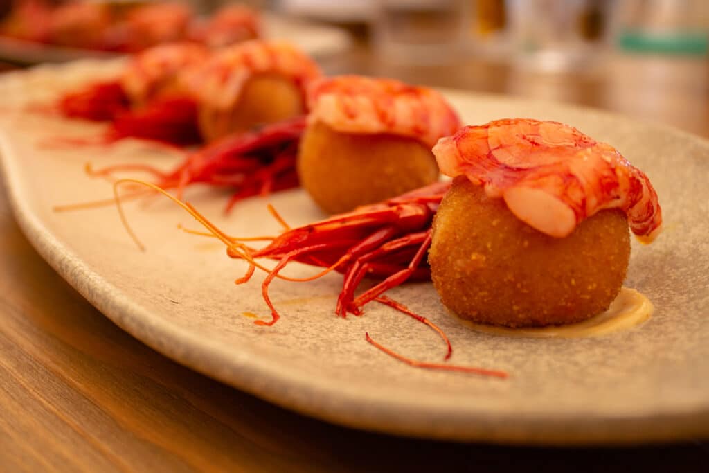 Fango El Rompido: la nueva propuesta de los creadores de "La Casa El Palo" (2024) 4 fango el rompido