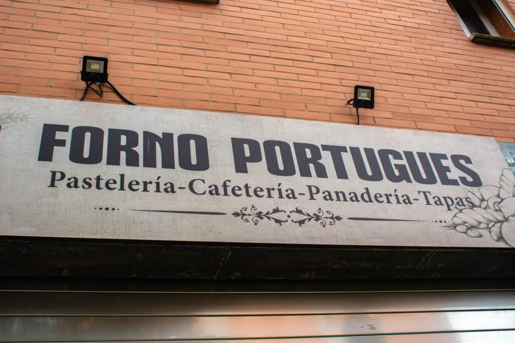 Forno Portugués Huelva: una pastelería-cafetería-panadería con panes y dulces portugueses (2024) 4 forno portugués huelva