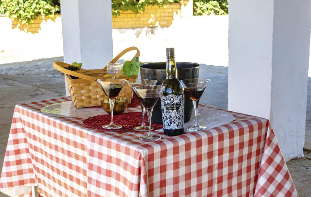 Bodegas Andrade: visita guiada de esta bodega centenaria de Bollullos Par del Condado (2025) 4 bodegas andrade