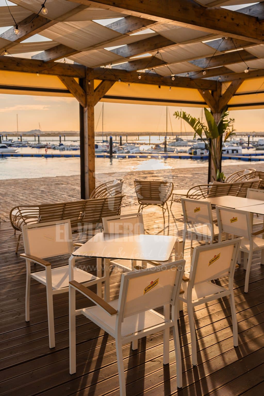 Muelle 21: comidas, desayunos y atardeceres brutales frente a la ría de Huelva (2025) 8 muelle 21